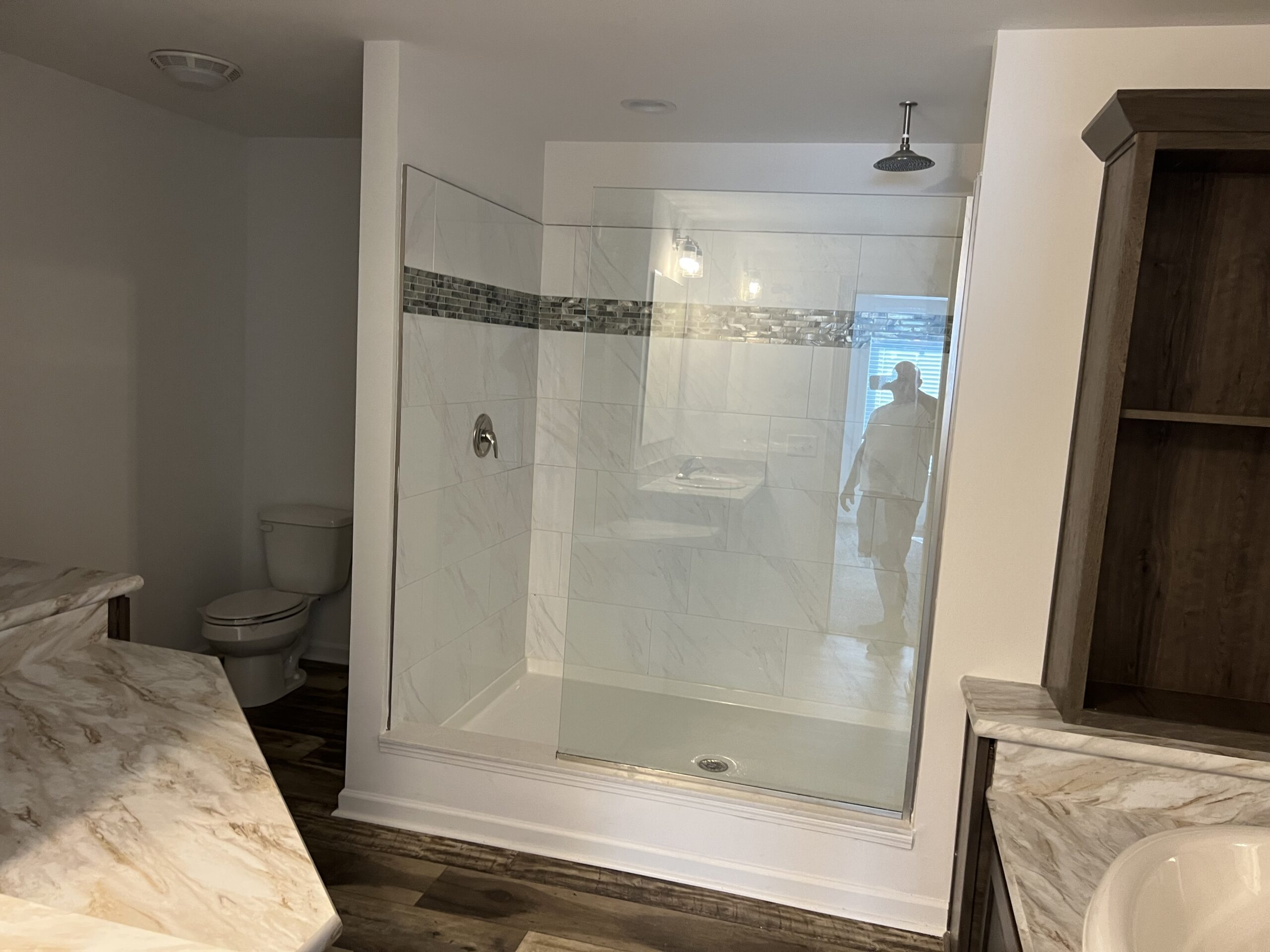 Walk In Shower!